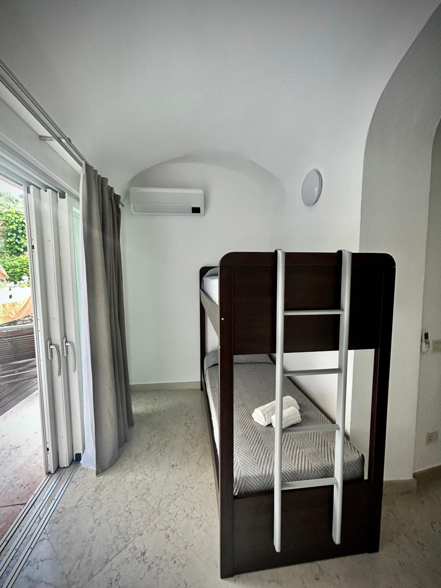 Villa Borgo Borago Brenzone sul Garda Oda fotoğraf